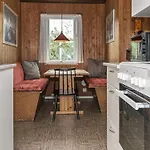 Scenic Retreat With Fishing - By Traum Feriehus