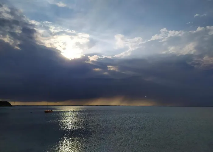 Scenic Retreat With Fishing - By Traum * نُوابورغ