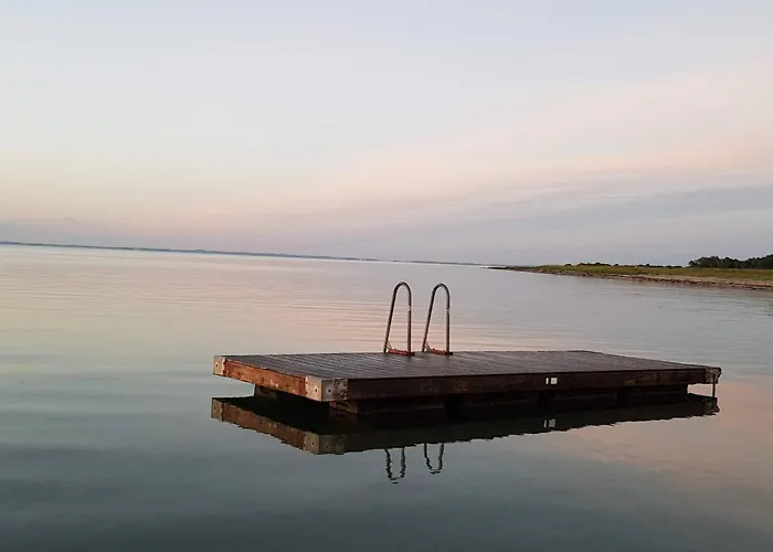 Scenic Retreat With Fishing - By Traum نُوابورغ