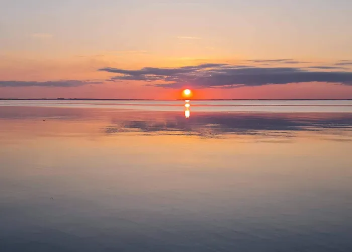 بيت للعطل Scenic Retreat With Fishing - By Traum *